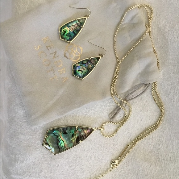 Kendra Scott Abalone shell necklace and earring set, 32-inch chain - Picture 2 of 7